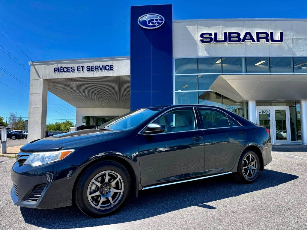 Toyota Camry LE 2014 à Notre-Dame-des-Prairies, Québec - 2 - w1024h768px