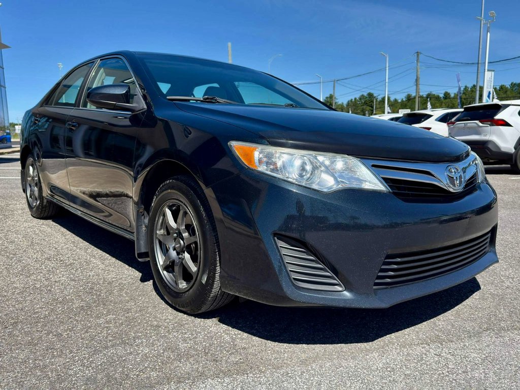 Toyota Camry LE 2014 à Notre-Dame-des-Prairies, Québec - 6 - w1024h768px