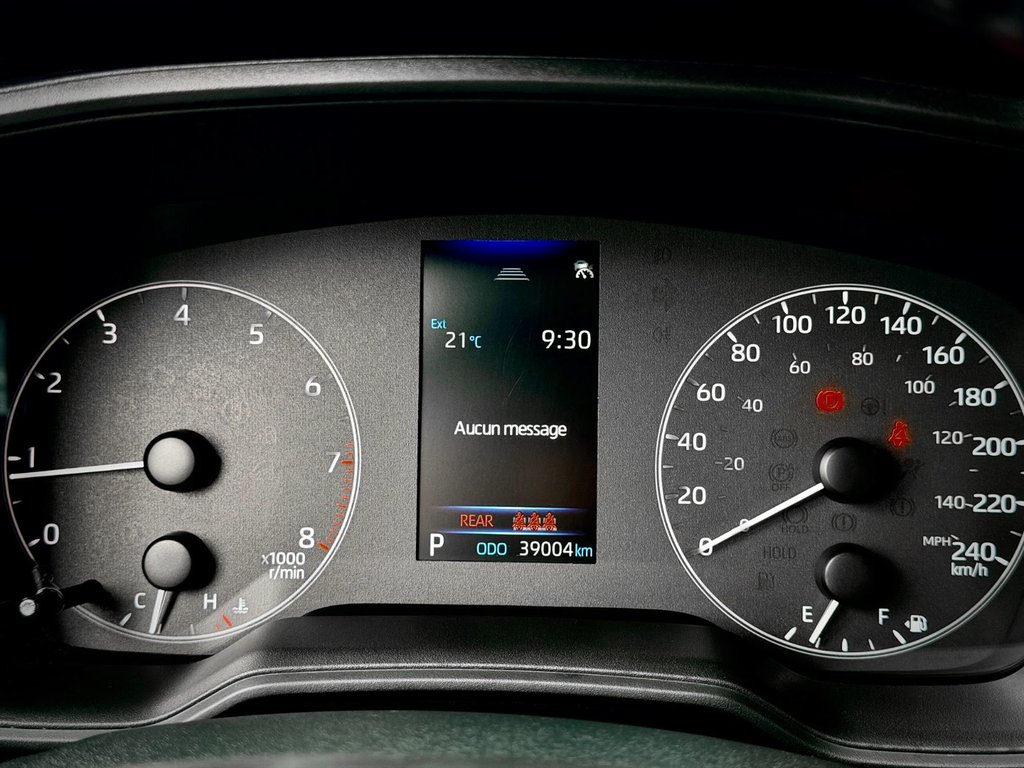 Toyota Corolla Cross LE 2023 à Notre-Dame-des-Prairies, Québec - 24 - w1024h768px