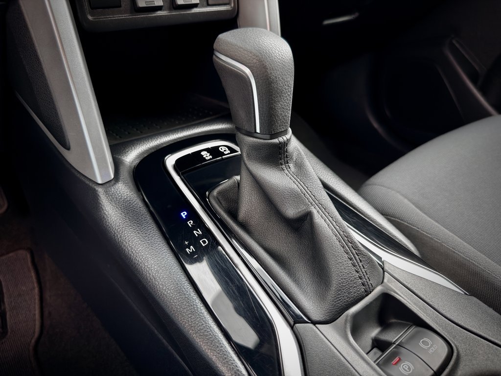 Toyota Corolla Cross LE 2023 à Notre-Dame-des-Prairies, Québec - 29 - w1024h768px