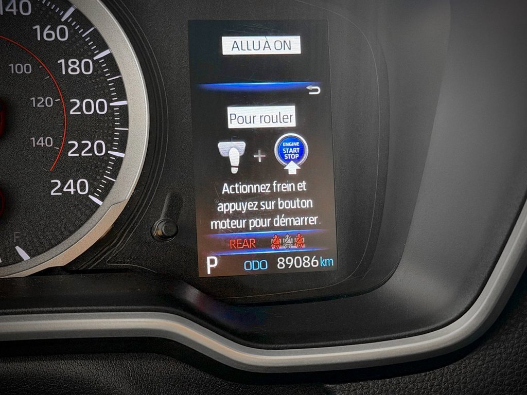2019 Toyota Corolla Hatchback SE in Notre-Dame-des-Prairies, Quebec - 26 - w1024h768px