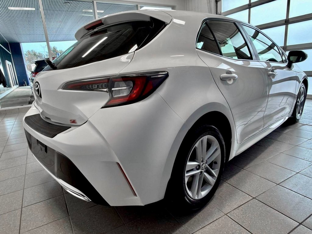 2019 Toyota Corolla Hatchback SE in Notre-Dame-des-Prairies, Quebec - 12 - w1024h768px