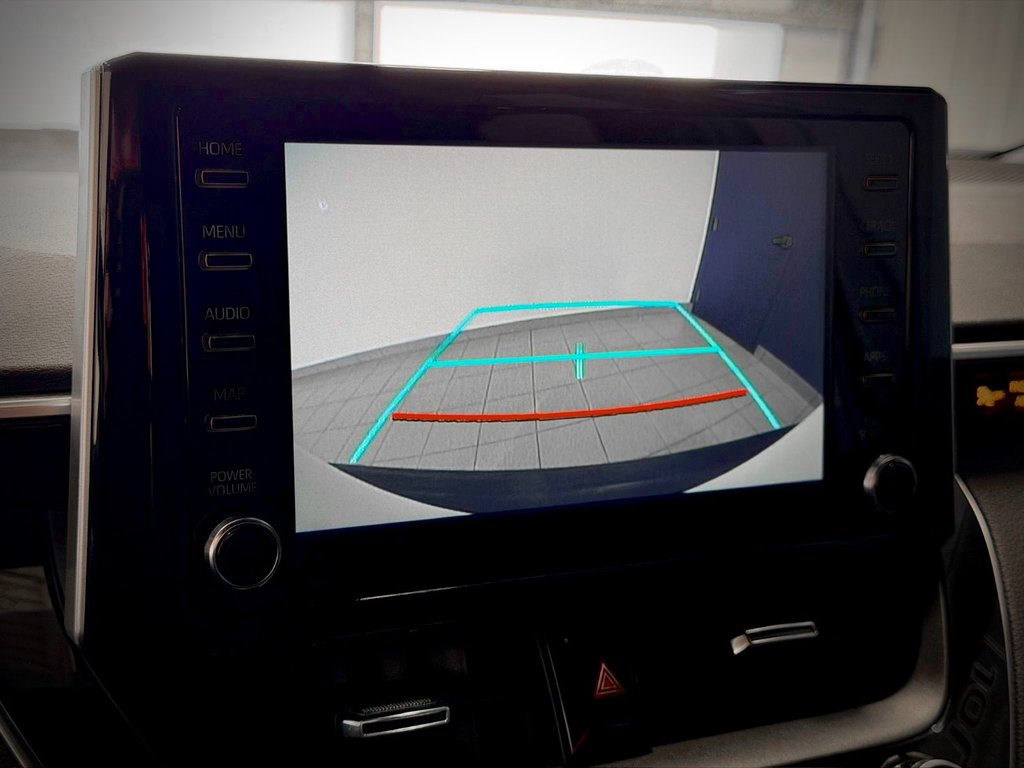 2019 Toyota Corolla Hatchback SE in Notre-Dame-des-Prairies, Quebec - 28 - w1024h768px