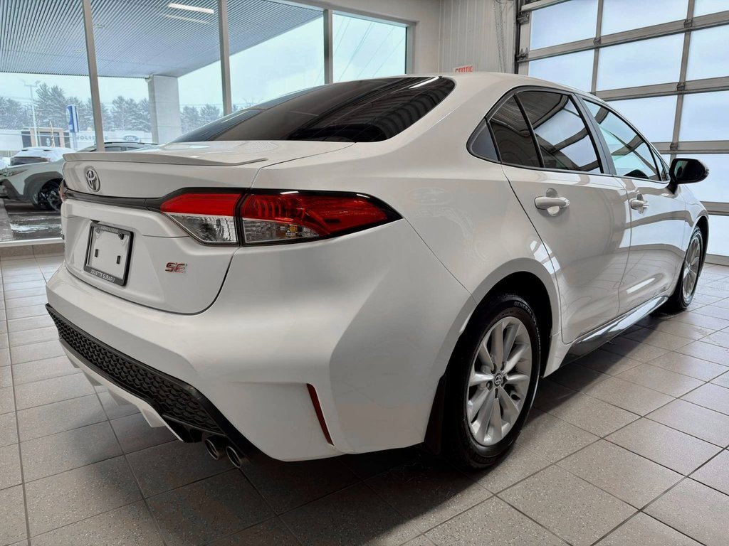 2020 Toyota Corolla SE in Notre-Dame-des-Prairies, Quebec - 12 - w1024h768px