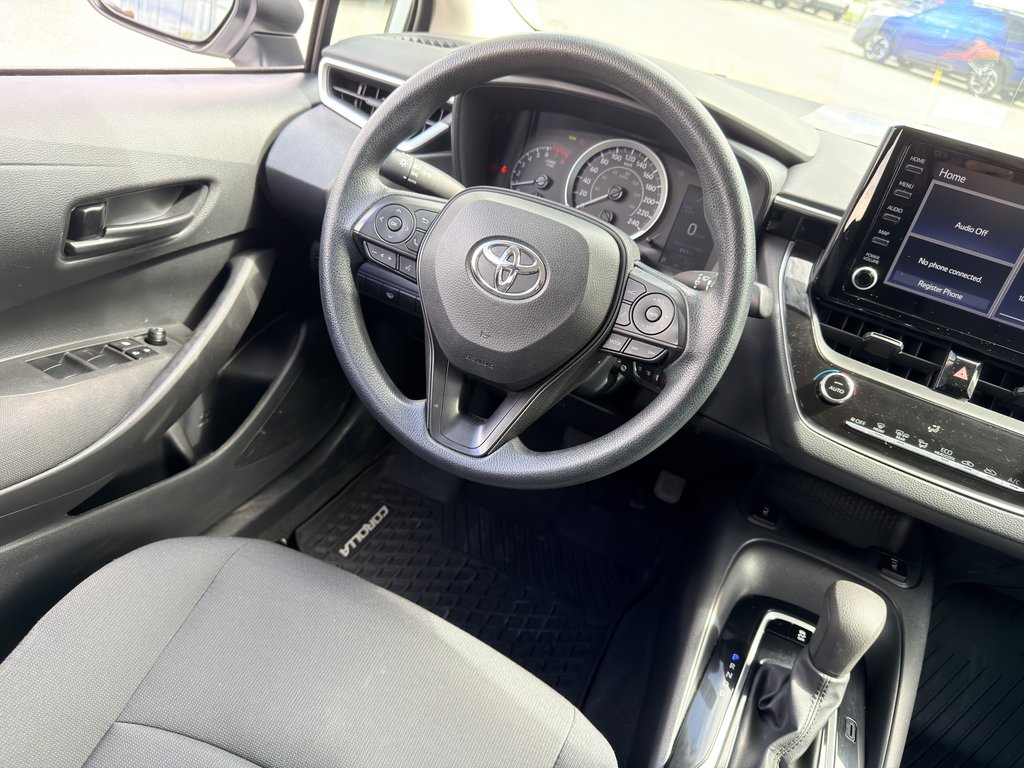 Toyota Corolla LE 2022 à Notre-Dame-des-Prairies, Québec - 20 - w1024h768px