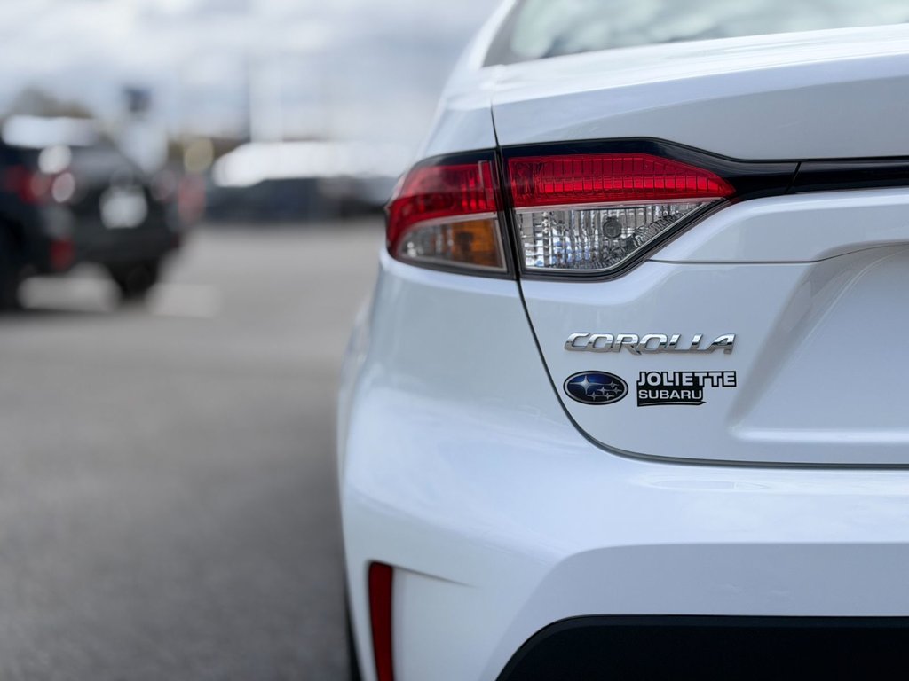 Toyota Corolla LE 2022 à Notre-Dame-des-Prairies, Québec - 11 - w1024h768px