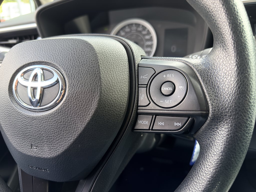 Toyota Corolla LE 2022 à Notre-Dame-des-Prairies, Québec - 24 - w1024h768px