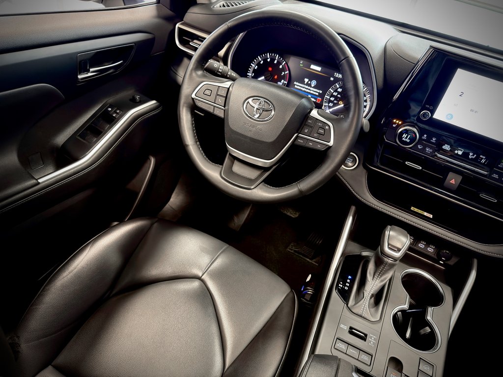 Toyota Highlander XLE 2024 à Notre-Dame-des-Prairies, Québec - 25 - w1024h768px