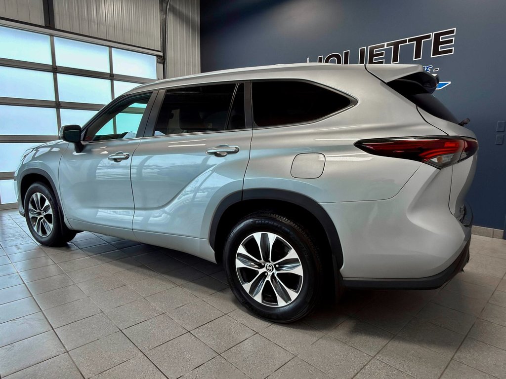 Toyota Highlander XLE 2024 à Notre-Dame-des-Prairies, Québec - 9 - w1024h768px