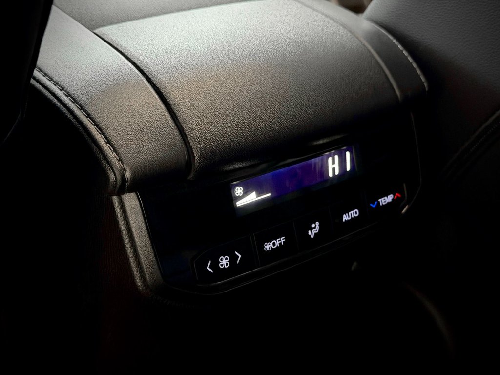 Toyota Highlander XLE 2024 à Notre-Dame-des-Prairies, Québec - 40 - w1024h768px