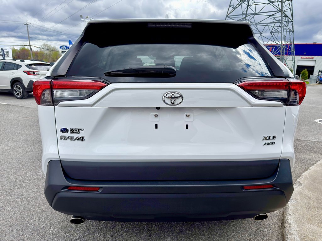 2021 Toyota RAV4 XLE LTD in Notre-Dame-des-Prairies, Quebec - 12 - w1024h768px