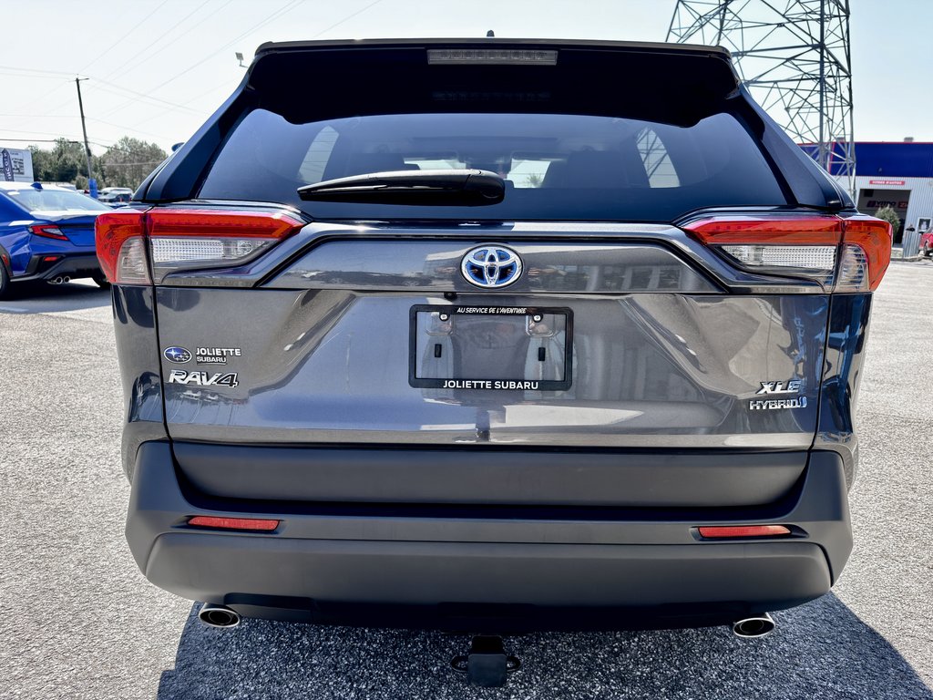 2024 Toyota RAV4 Hybrid XLE in Notre-Dame-des-Prairies, Quebec - 10 - w1024h768px