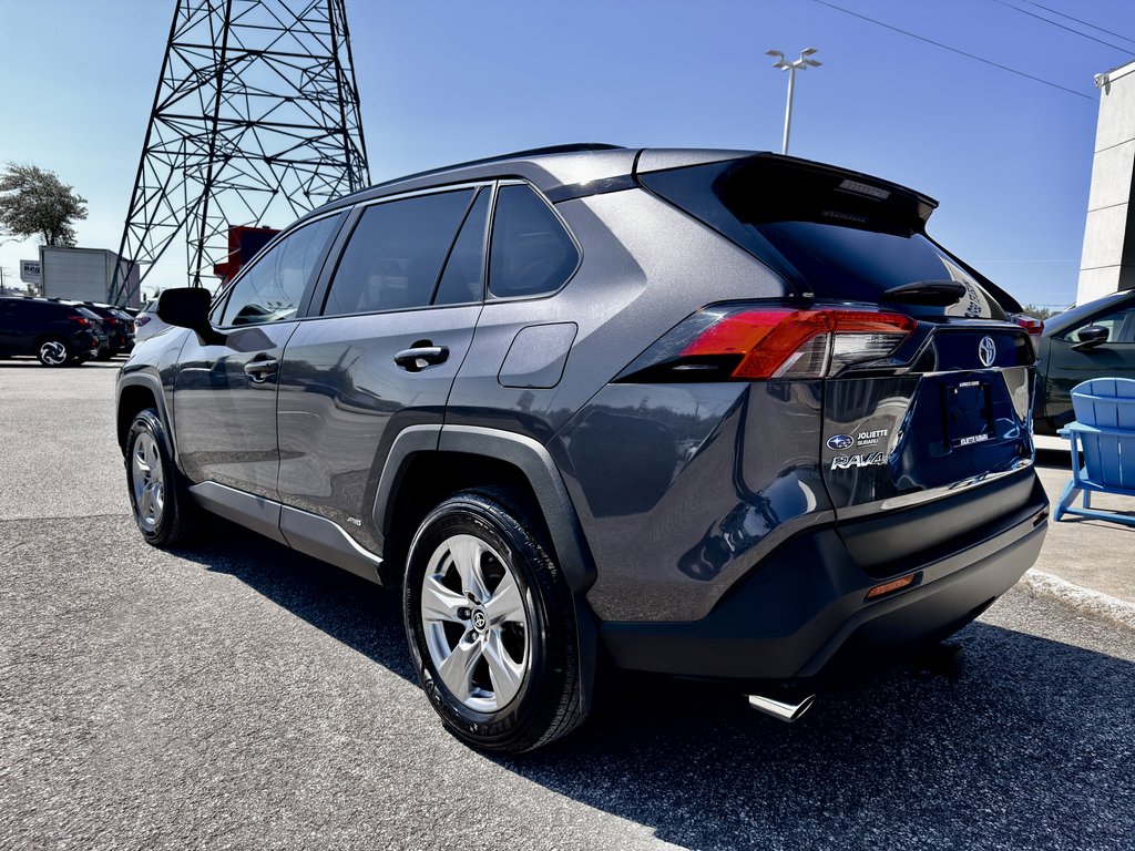2024 Toyota RAV4 Hybrid XLE in Notre-Dame-des-Prairies, Quebec - 9 - w1024h768px