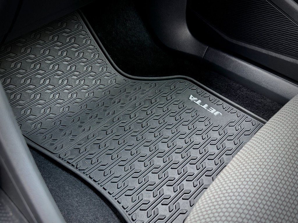2021 Volkswagen Jetta Comfortline in Notre-Dame-des-Prairies, Quebec - 28 - w1024h768px