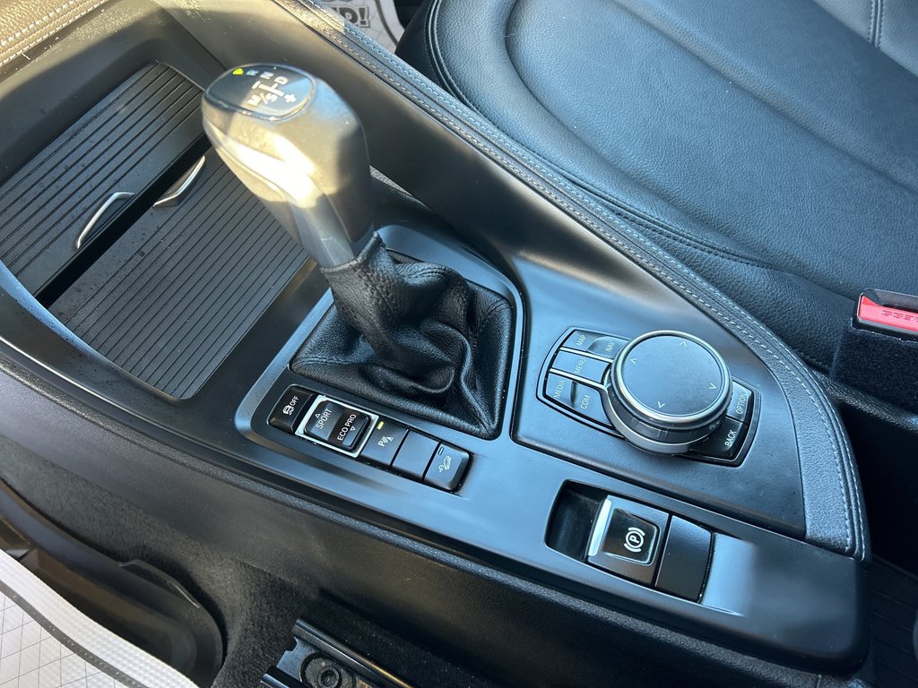 2018  X1 XDrive28i   LEATHER   HTD SEATS  CAMERA   BT in Hannon, Ontario - 16 - w1024h768px
