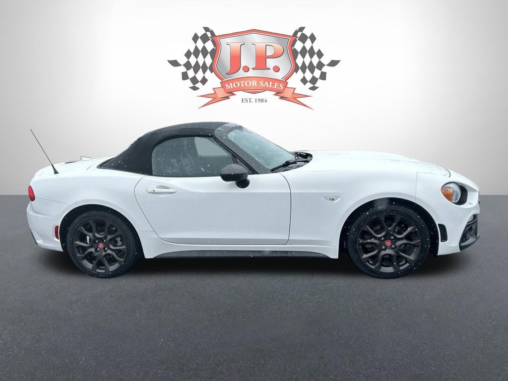 2017  124 SPIDER Abarth   CONVERTIBLE   CAMERA   NAVIGATION   BT in Hannon, Ontario - 8 - w1024h768px