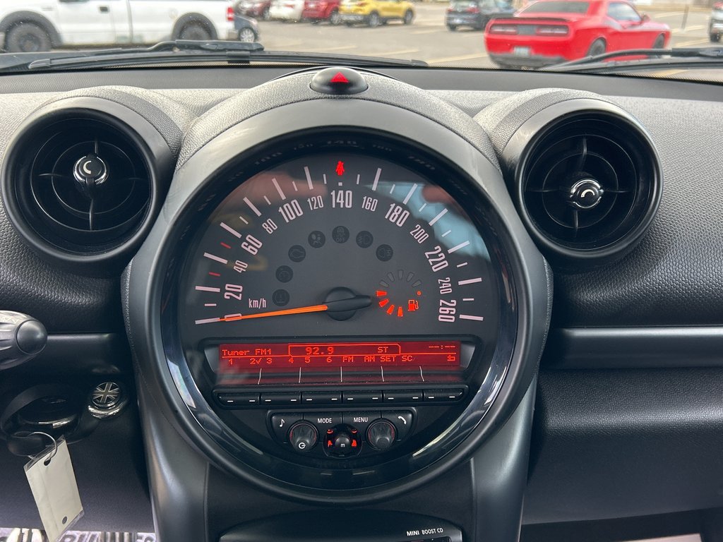 2015  Cooper Countryman S   MANUAL   BLUETOOTH   LEATHER   HEATED SEATS in Hannon, Ontario - 17 - w1024h768px