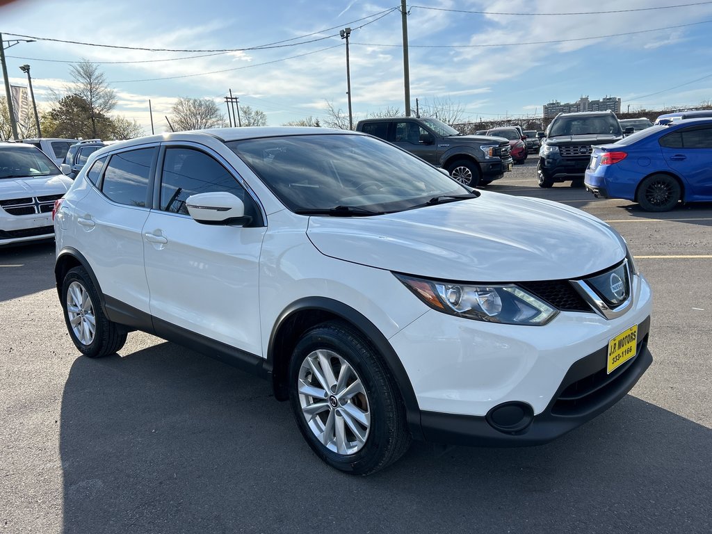 2019  Qashqai S   HEATED SEATS   CAMERA   BLUETOOTH in Hannon, Ontario - 9 - w1024h768px