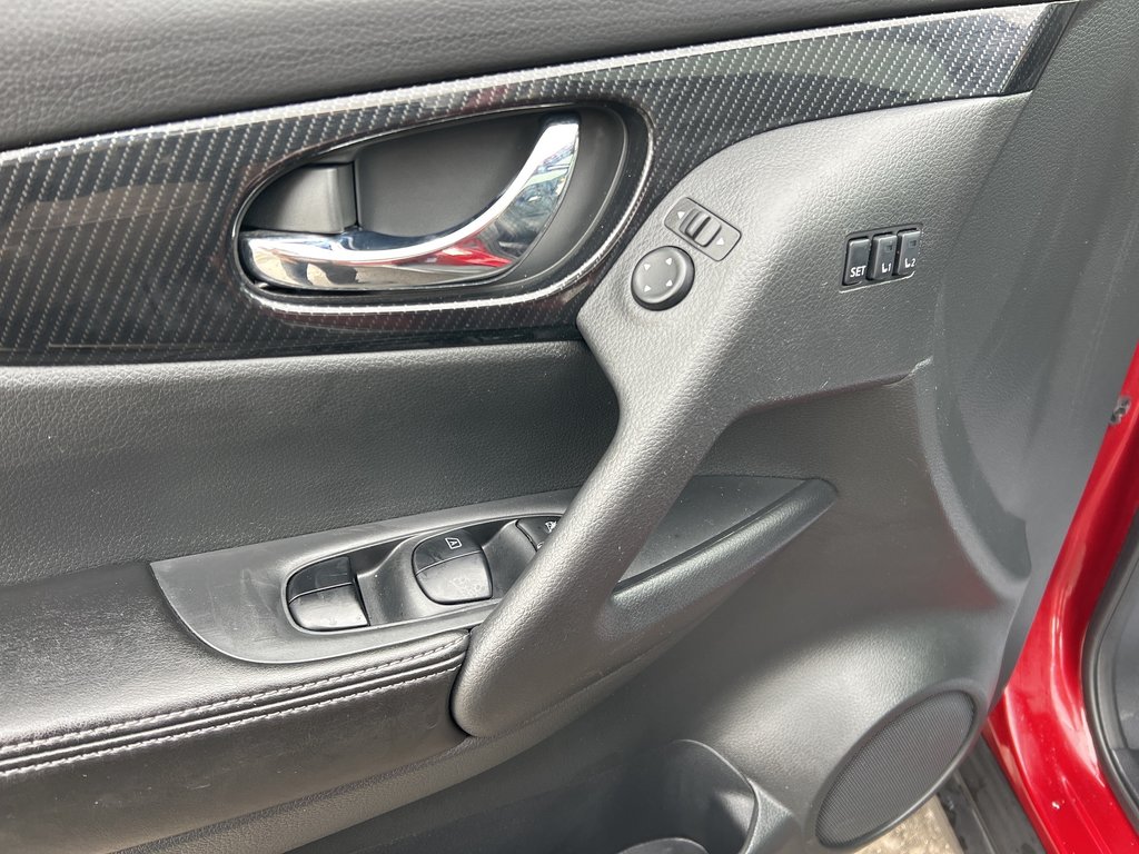 2019  Rogue SL   AWD   CAMERA   NAVIGATION   BT   HEATED SEATS in Hannon, Ontario - 11 - w1024h768px