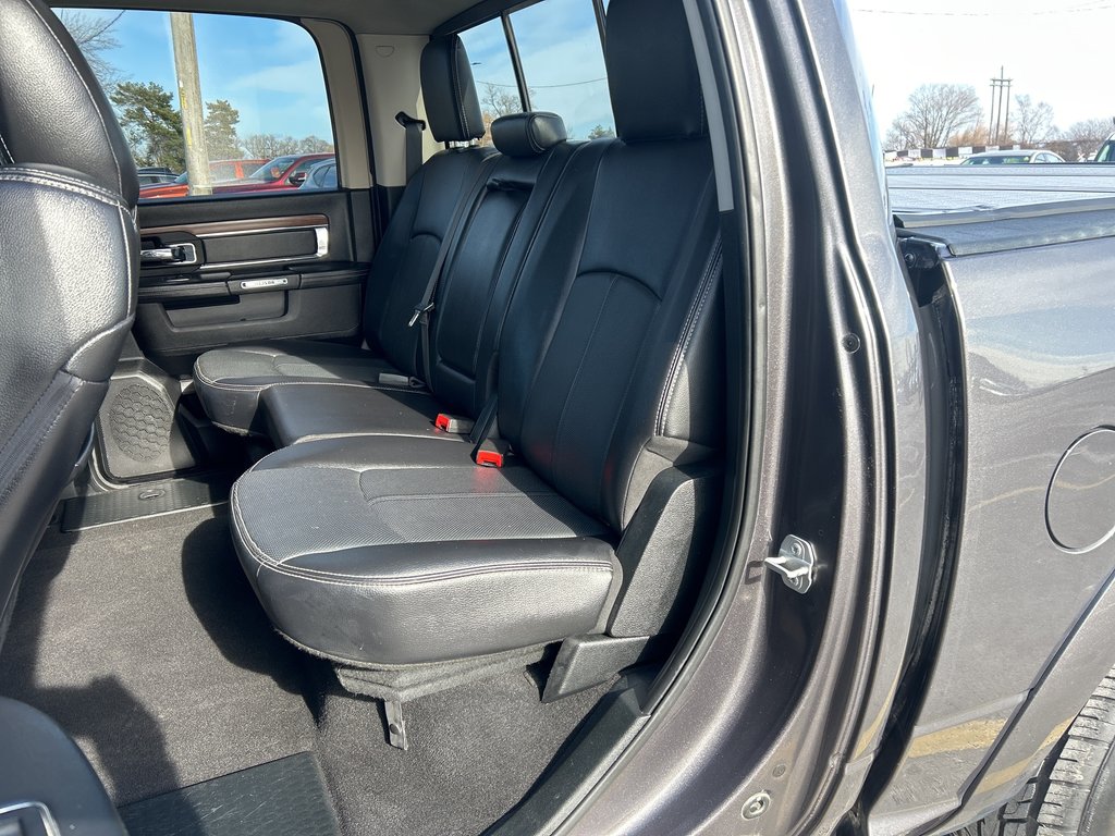 2018  1500 Laramie   4X4   NAV   CAM   HTD & COOL SEAT   LTHR in Hannon, Ontario - 14 - w1024h768px