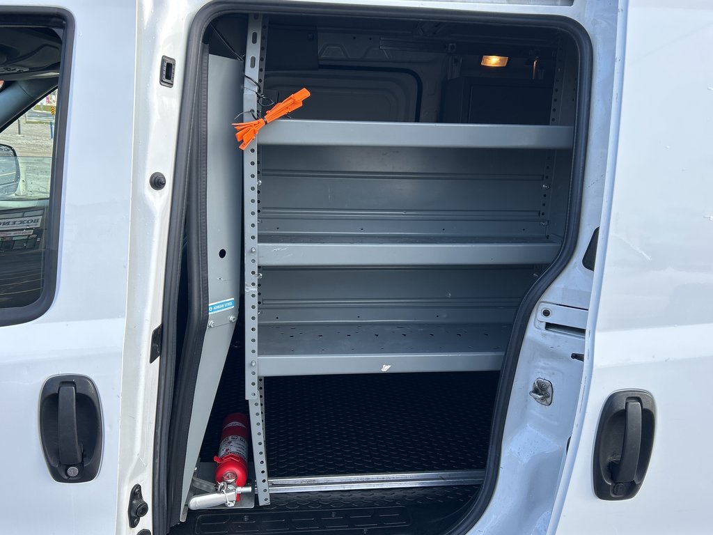 2016  ProMaster City Wagon SLT   USB   AUX   CAM   CARGO DIVIDER in Hannon, Ontario - 18 - w1024h768px