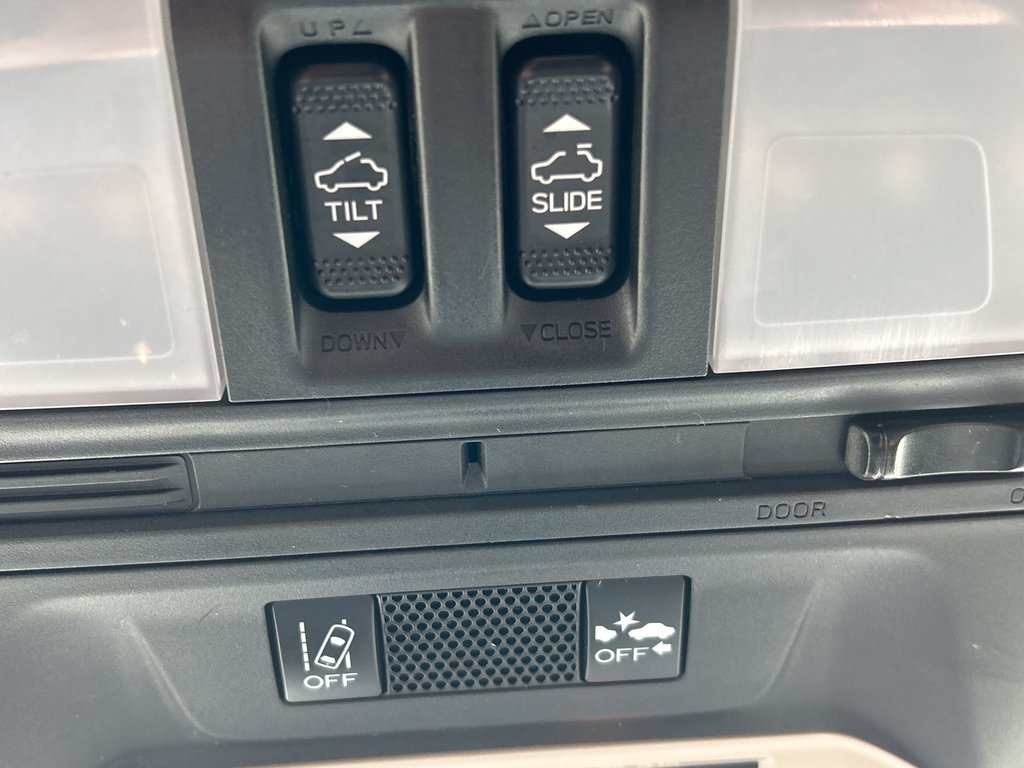 2019  Crosstrek Limited   CAMERA   BLUETOOTH   LEATHER   HTD SEATS in Hannon, Ontario - 21 - w1024h768px
