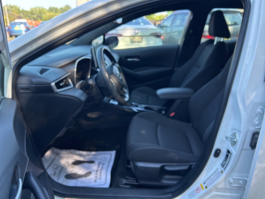 2020  Corolla Hatchback HATCHBACK   CAMERA   BLUETOOTH in Hannon, Ontario - 12 - w1024h768px