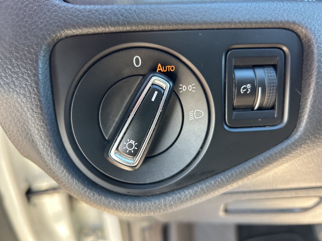 2019  Golf Comfortline   BLUETOOTH   CAMERA   HEATED SEATS in Hannon, Ontario - 14 - w1024h768px