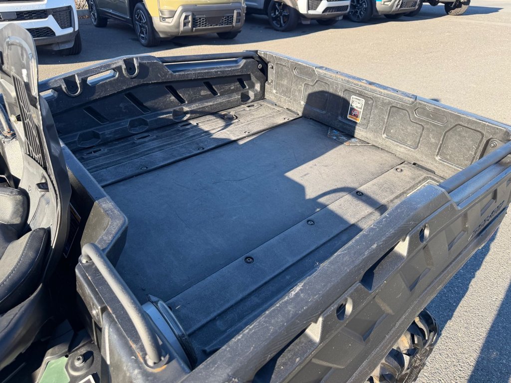 2022 Can-Am OUTLANDER MAX 650 6X6 in Saint-Georges, Quebec - 10 - w1024h768px