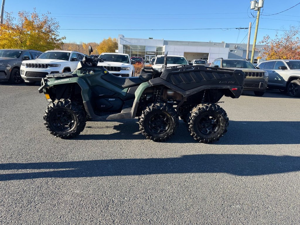 2022 Can-Am OUTLANDER MAX 650 6X6 in Saint-Georges, Quebec - 4 - w1024h768px