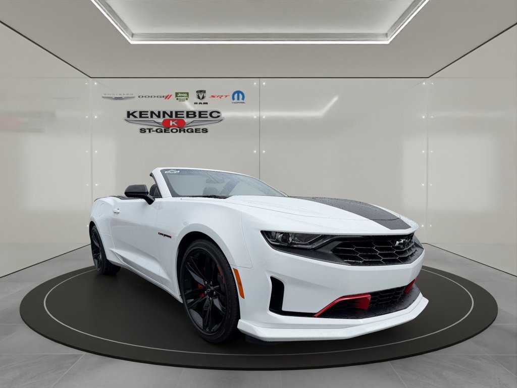 2022 Chevrolet Camaro 1LT CONVERTIBLE in Saint-Georges, Quebec - 11 - w1024h768px