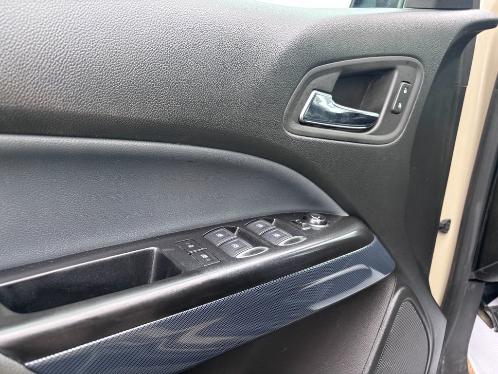 2022 Chevrolet Colorado 4WD Z71 in Saint-Georges, Quebec - 13 - w1024h768px