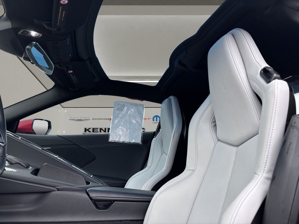 2020 Chevrolet Corvette 1LT in Saint-Georges, Quebec - 17 - w1024h768px