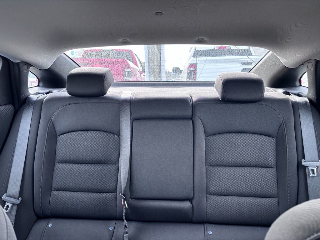 Chevrolet MALIBU LT  2023 à Saint-Georges, Québec - 21 - w1024h768px