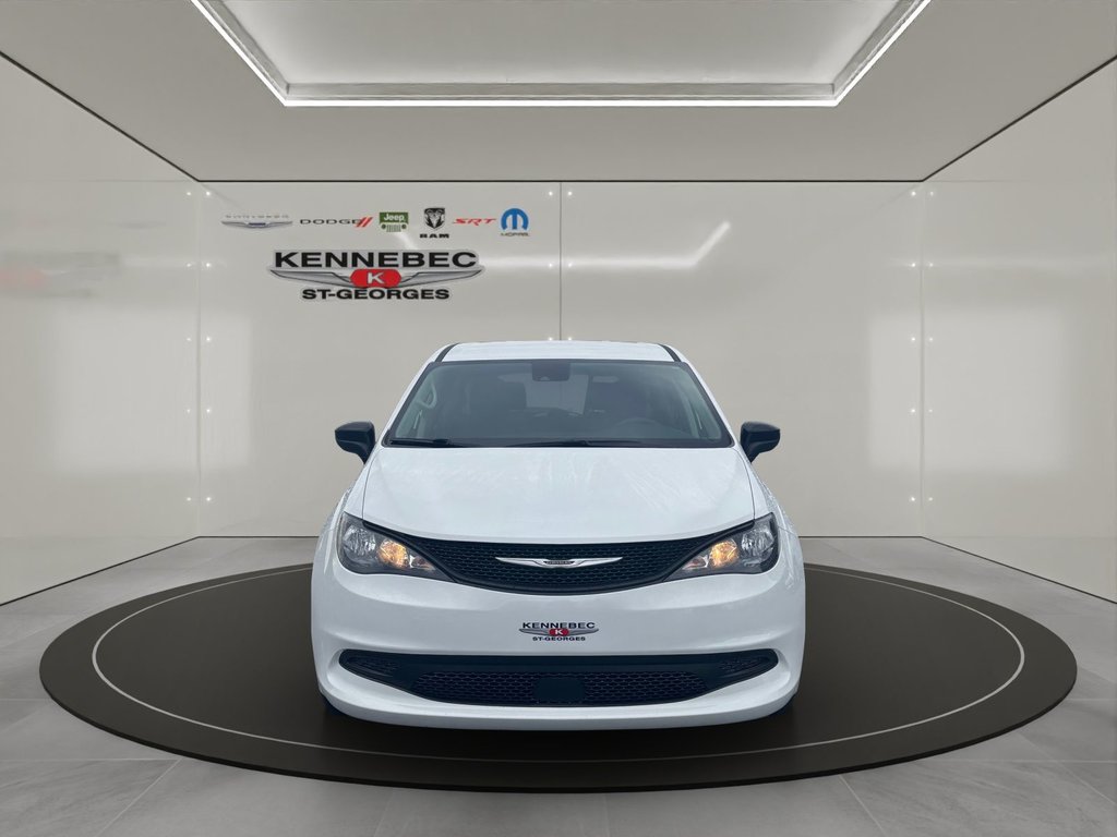 2024 Chrysler GRAND CARAVAN in Saint-Georges, Quebec - 3 - w1024h768px