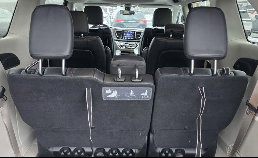 Chrysler Pacifica Touring-L Plus 2018 à Saint-Georges, Québec - 21 - w1024h768px