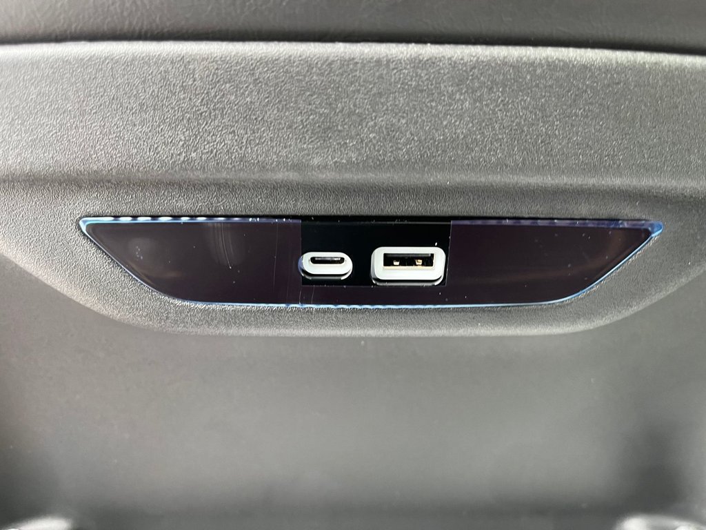 2024 Chrysler Pacifica Hybrid Premium S Appearance in Saint-Georges, Quebec - 23 - w1024h768px