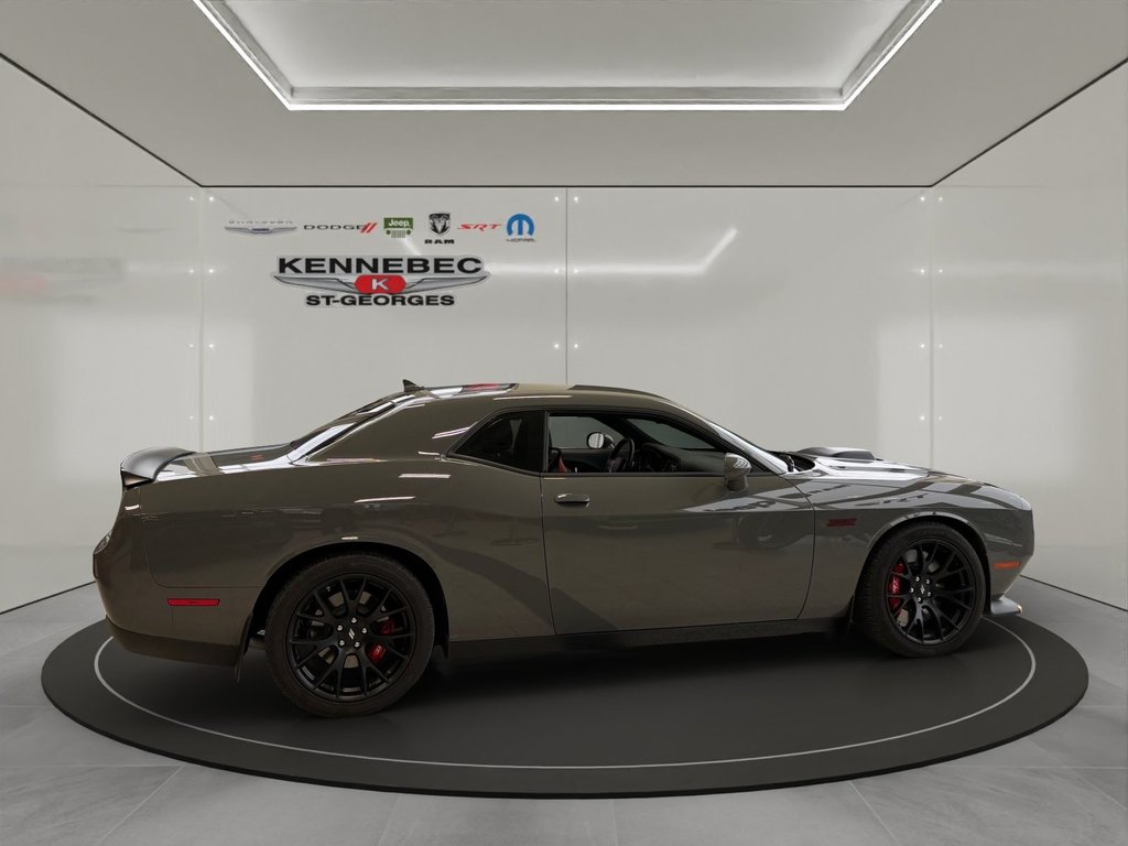 2023 Dodge CHALLENGER R/T SCAT PACK in Saint-Georges, Quebec - 2 - w1024h768px