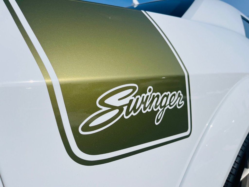 Dodge Challenger Scat Pack 392 Widebody SWINGER 2023 à Saint-Georges, Québec - 6 - w1024h768px