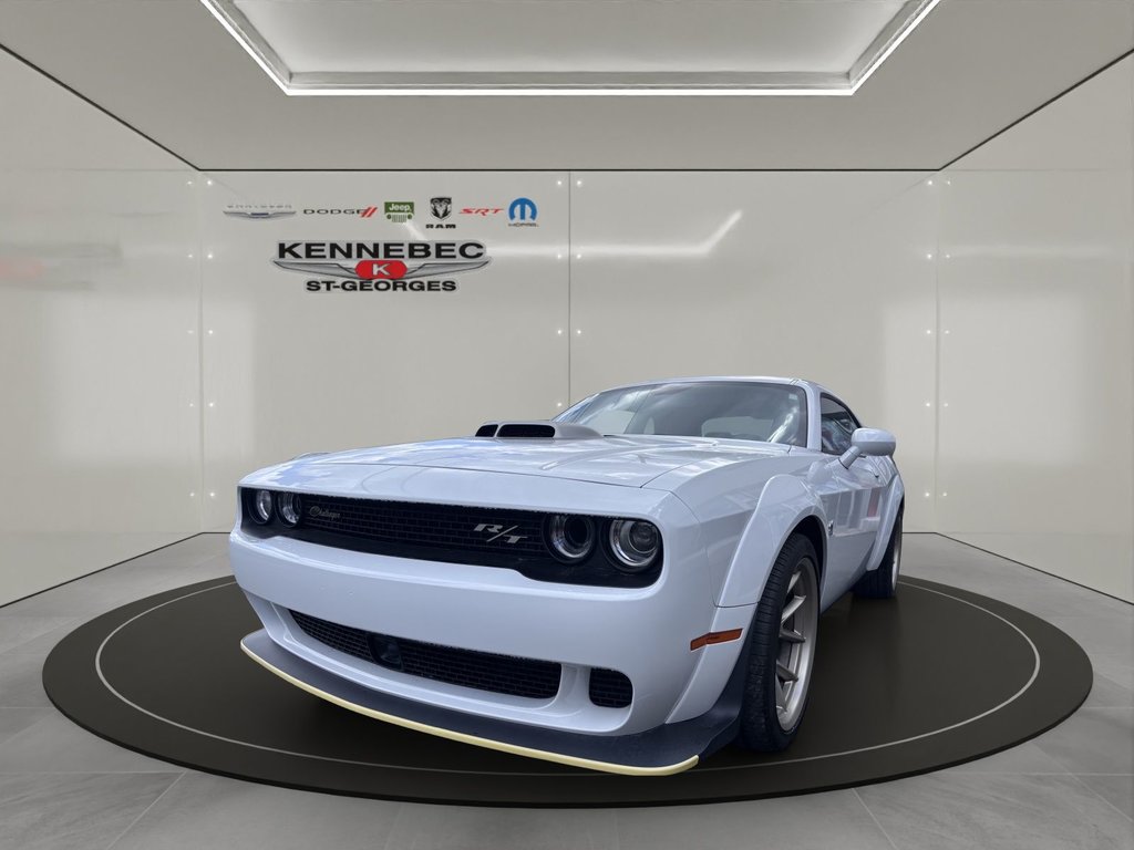 Dodge CHALLENGER R/T SCAT PACK BLANC 2023 à Saint-Georges, Québec - 4 - w1024h768px