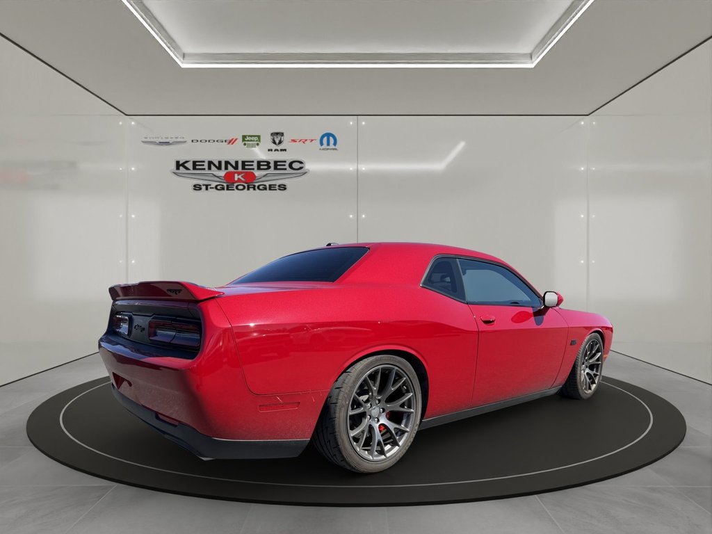 2016 Dodge Challenger SRT 392 in Saint-Georges, Quebec - 10 - w1024h768px