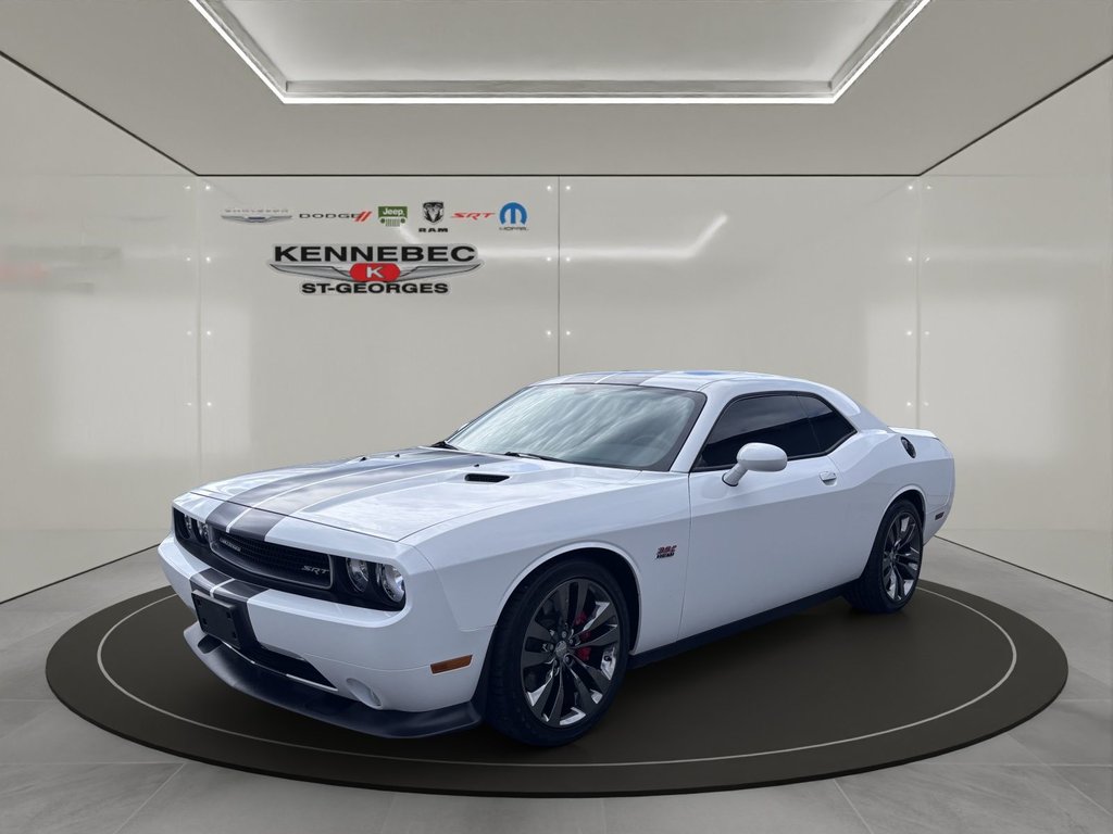 2014 Dodge Challenger SRT8 MANUELLE in Saint-Georges, Quebec - 4 - w1024h768px