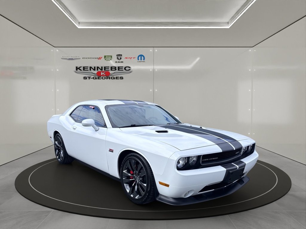 2014 Dodge Challenger SRT8 MANUELLE in Saint-Georges, Quebec - 1 - w1024h768px