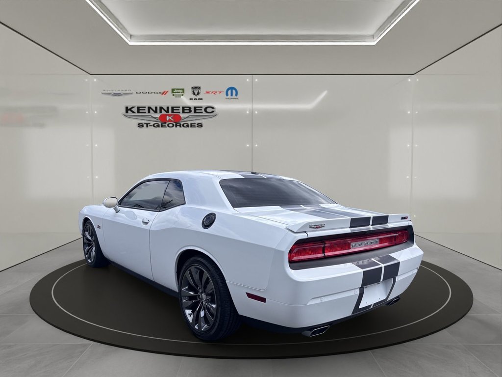 2014 Dodge Challenger SRT8 MANUELLE in Saint-Georges, Quebec - 6 - w1024h768px