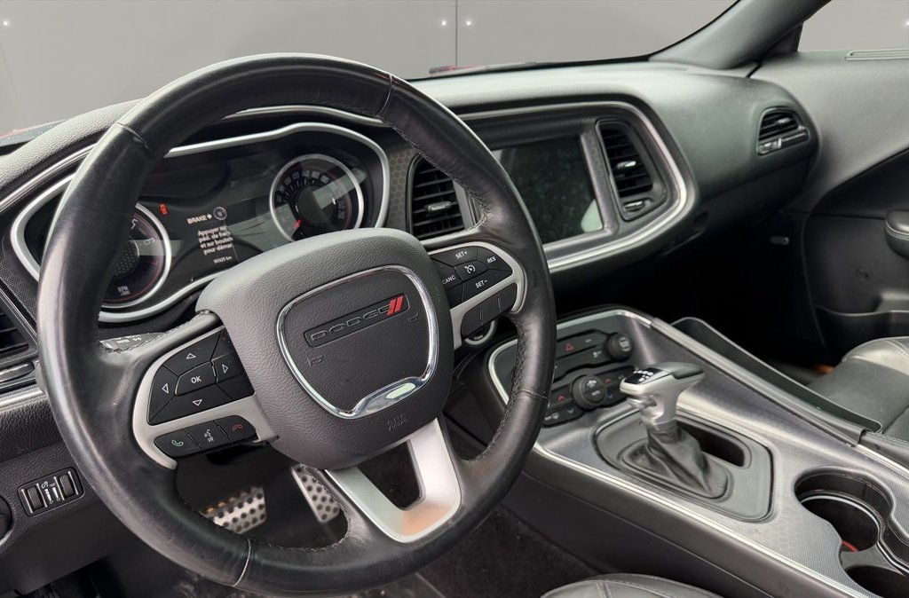 2016 Dodge Challenger SXT Plus in Saint-Georges, Quebec - 13 - w1024h768px