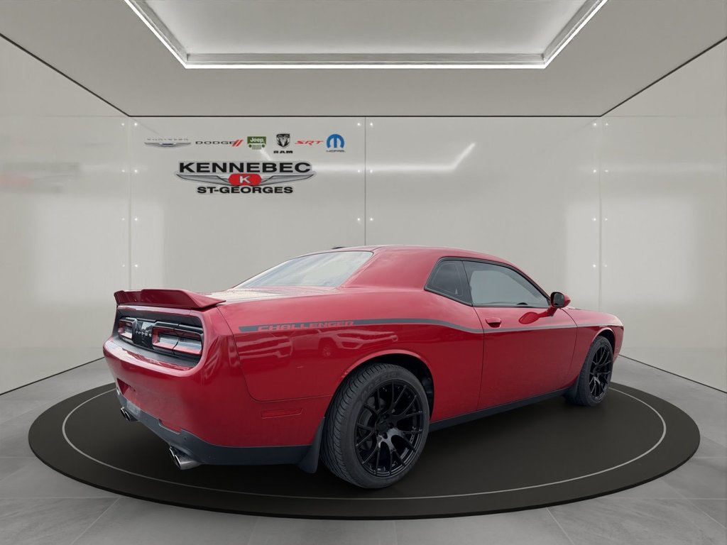 2016 Dodge Challenger SXT Plus in Saint-Georges, Quebec - 9 - w1024h768px