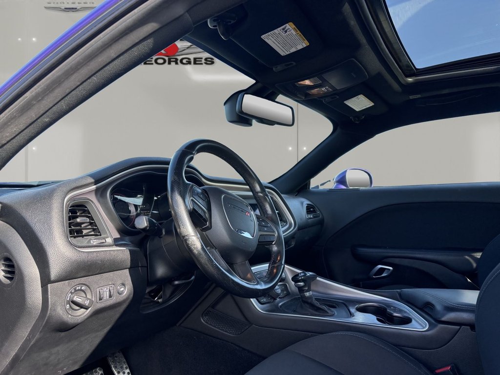 2019 Dodge CHALLENGER R/T MAUVE in Saint-Georges, Quebec - 12 - w1024h768px