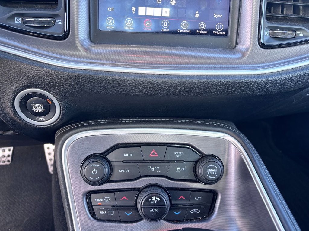2019 Dodge CHALLENGER R/T MAUVE in Saint-Georges, Quebec - 19 - w1024h768px