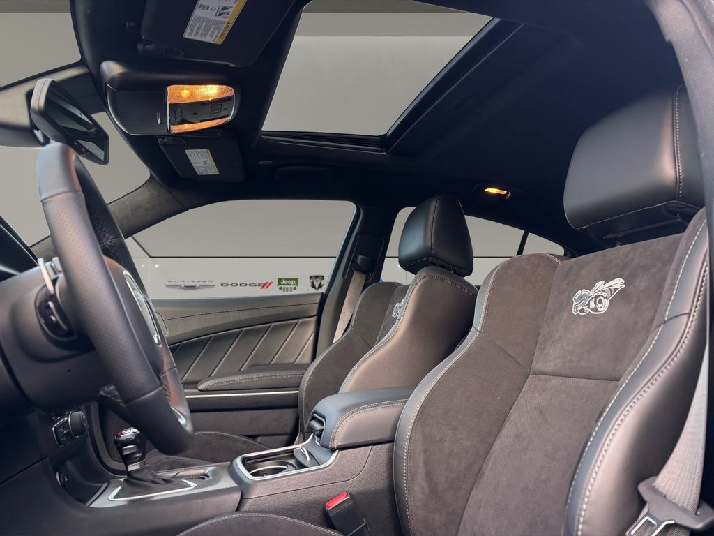 2023 Dodge Charger BLEU in Saint-Georges, Quebec - 14 - w1024h768px