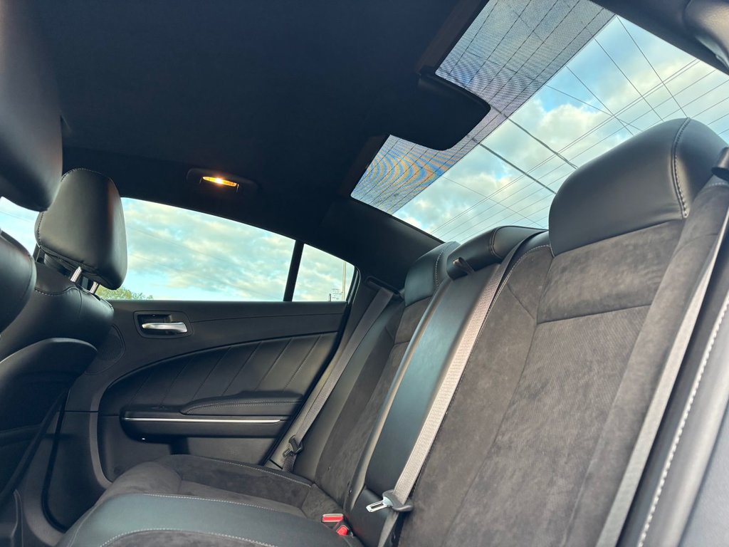 2023 Dodge Charger BLEU in Saint-Georges, Quebec - 27 - w1024h768px